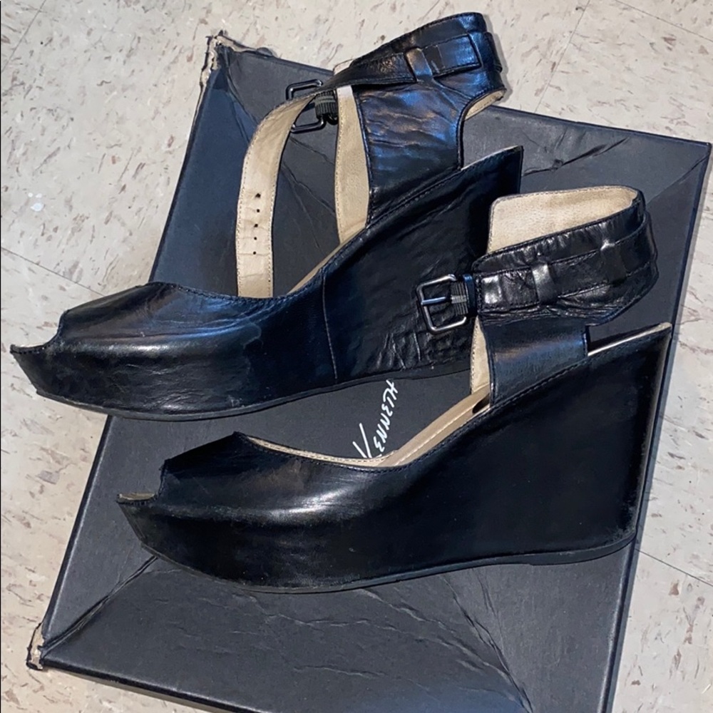 Shoes - Picture 3 of 5